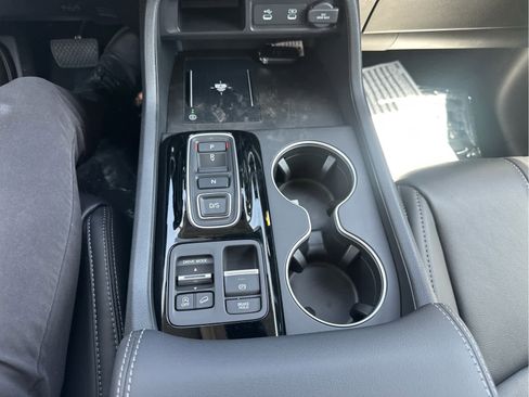 New 2026 Honda Pilot image 36