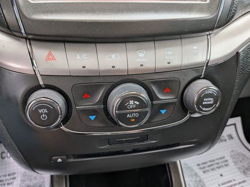 Used 2020 Dodge Journey Crossroad FWD image 59