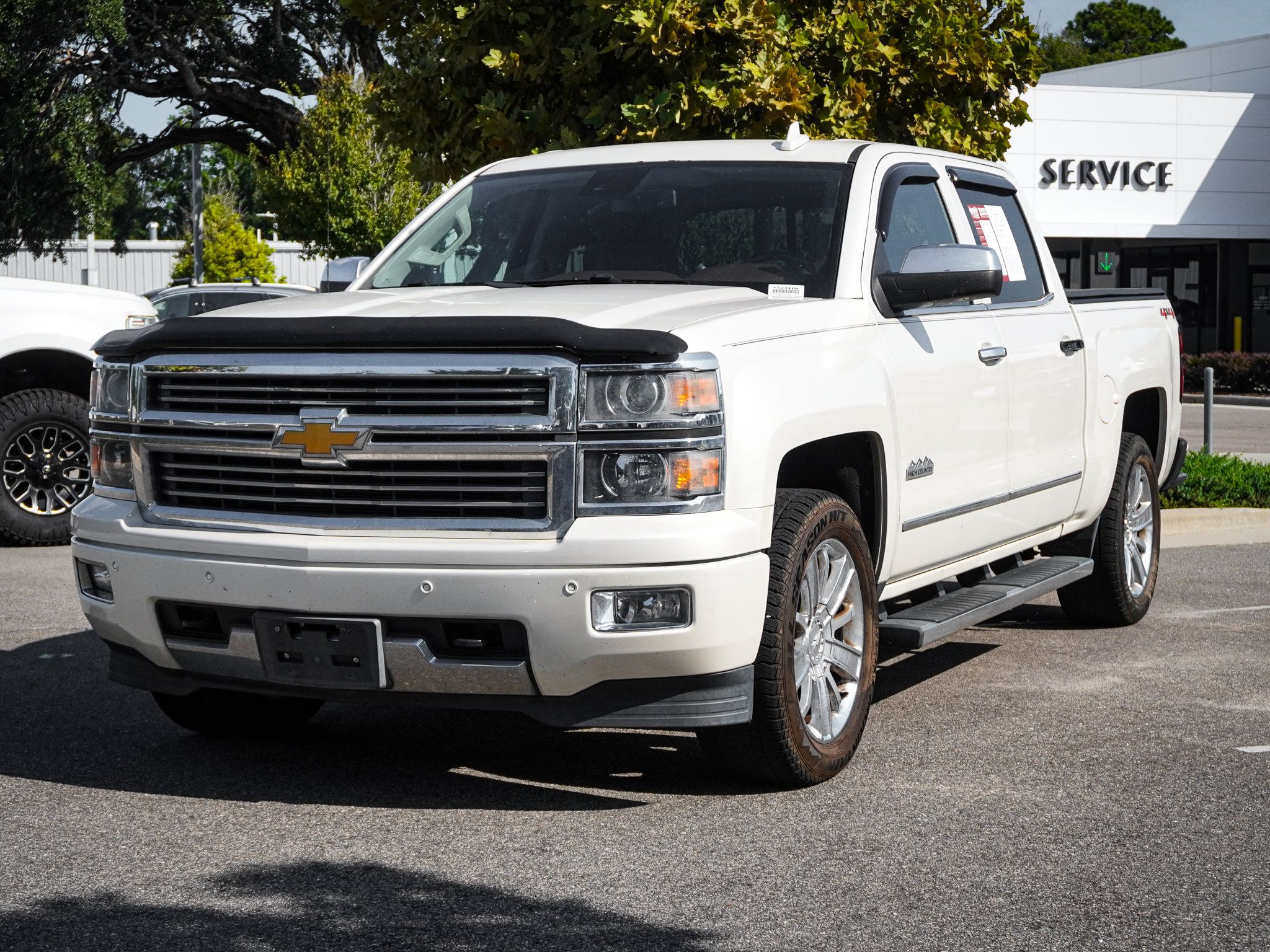 Used 2015 Chevrolet Silverado 1500 High Country w/ High Country Premium Package AWD/4WD image 6