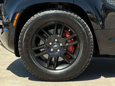 Used 2020 Land Rover Defender 110 X image 12