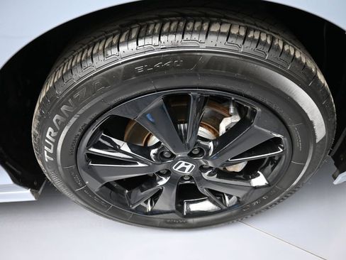 Used 2024 Honda Odyssey Sport image 13