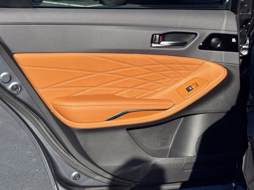 Used 2019 Toyota Avalon Limited w/ Advanced Safety Package FWD image 27
