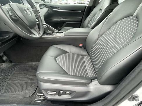 Used 2024 Toyota Camry SE FWD image 14