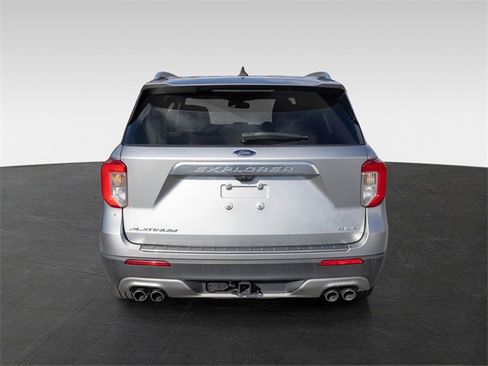 Used 2021 Ford Explorer Platinum w/ Equipment Group 601A image 8