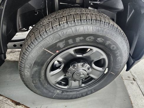 New 2026 RAM 2500 Tradesman AWD/4WD image 32