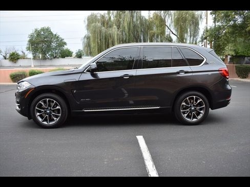 Used 2017 BMW X5 xDrive40e image 4