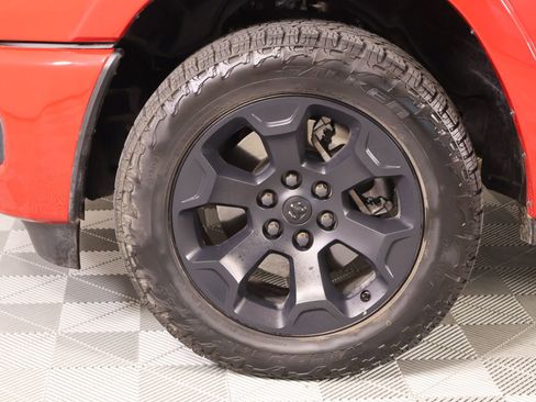 Used 2025 RAM 1500 Big Horn AWD/4WD image 18