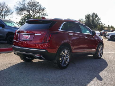 Certified 2021 Cadillac XT5 Premium Luxury image 4