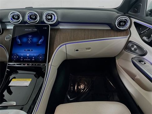 Certified 2025 Mercedes-Benz C 300 Sedan image 24