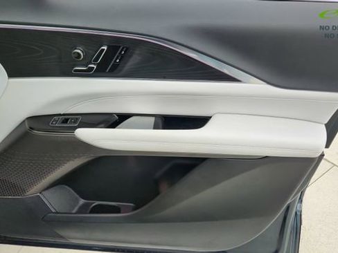 Used 2024 Cadillac Lyriq Luxury RWD image 26