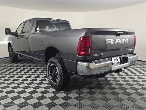 New 2026 RAM 2500 Laramie AWD/4WD image 6