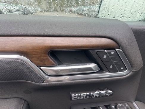 New 2026 Chevrolet Silverado 1500 High Country w/ LPO, Dark Essentials Package image 12