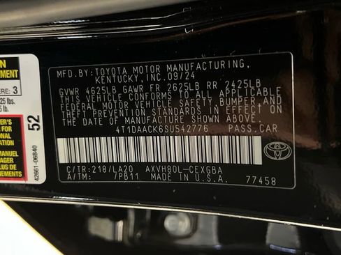 Used 2025 Toyota Camry XLE FWD image 28