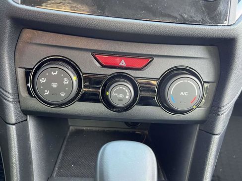 Used 2019 Subaru Crosstrek 2.0i w/ Eyesight System image 23