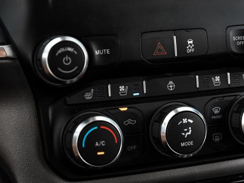 Used 2022 RAM 3500 Laramie w/ Night Edition AWD/4WD image 32