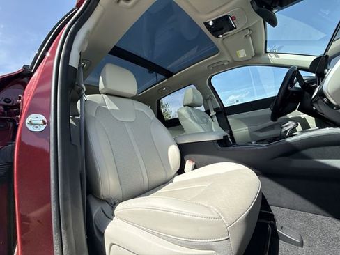 Used 2023 Kia Sorento S w/ Panoramic Sunroof Package image 26