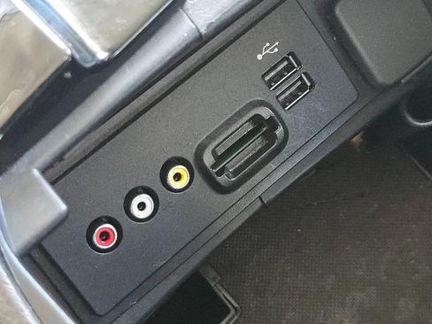 Used 2014 Ford Fusion Energi SE image 5