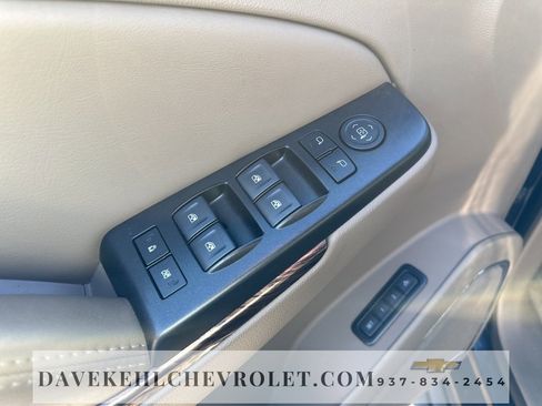 Used 2018 GMC Yukon SLT image 11