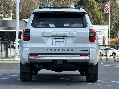 New 2026 Toyota 4Runner Limited AWD/4WD image 4
