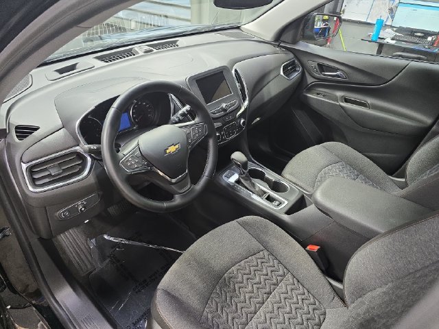 Used 2024 Chevrolet Equinox LT AWD/4WD image 18