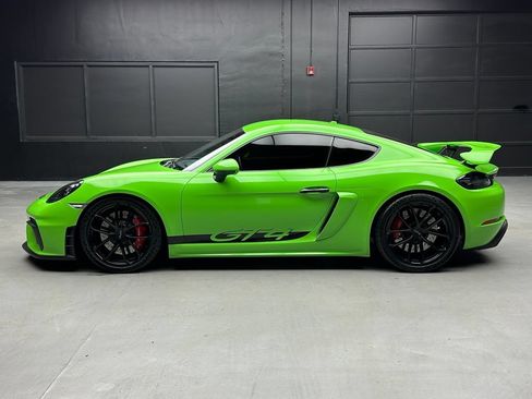 Used 2023 Porsche 718 Cayman GT4 RWD image 4