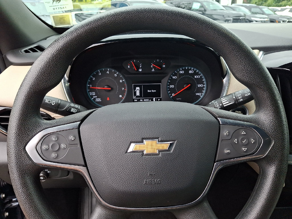 Used 2023 Chevrolet Traverse LS w/ Safety Package AWD/4WD image 18