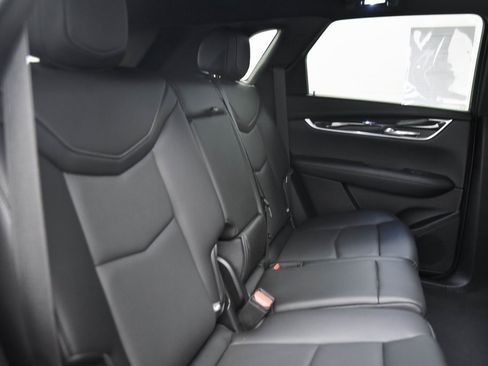 Used 2022 Cadillac XT5 Premium Luxury image 14