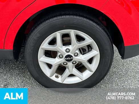 Used 2024 Kia Soul S FWD image 21