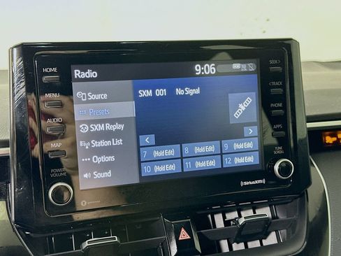 Used 2022 Toyota Corolla SE FWD image 29
