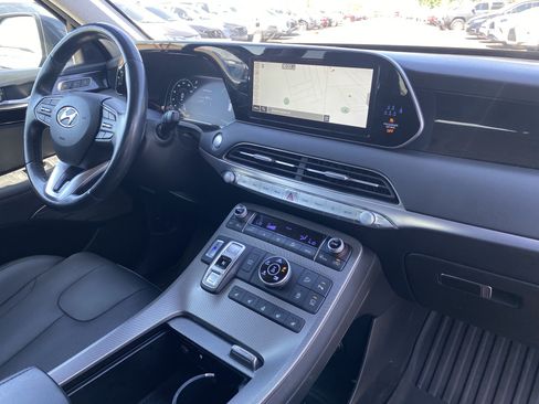 Certified 2022 Hyundai Palisade Limited AWD/4WD image 12