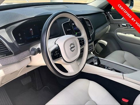 Certified 2023 Volvo XC90 B6 Plus image 17
