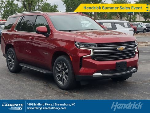 Used 2021 Chevrolet Tahoe LT w/ LT Signature Package AWD/4WD image 1