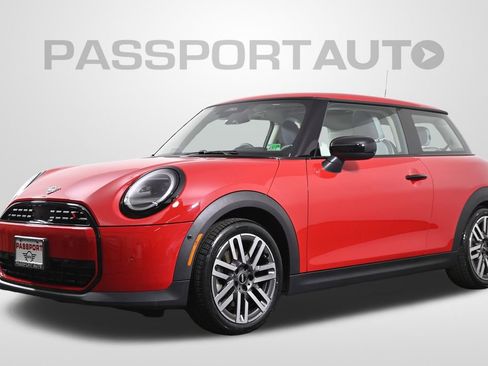 Used 2025 MINI Cooper S image 1