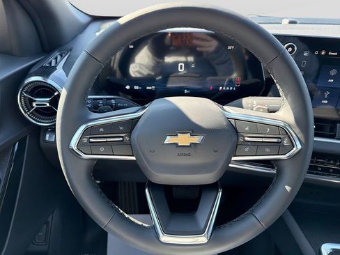 New 2026 Chevrolet Equinox LT image 19