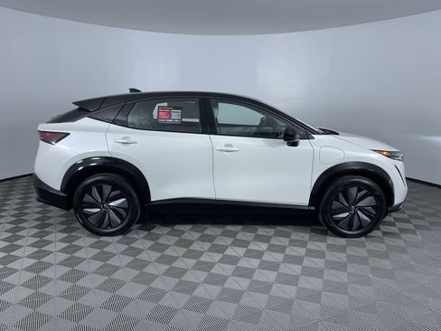 Certified 2023 Nissan Ariya AWD image 10