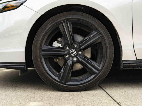 Used 2025 Honda Accord Sport image 14