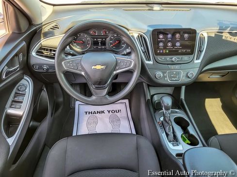 Used 2024 Chevrolet Malibu LS FWD image 12
