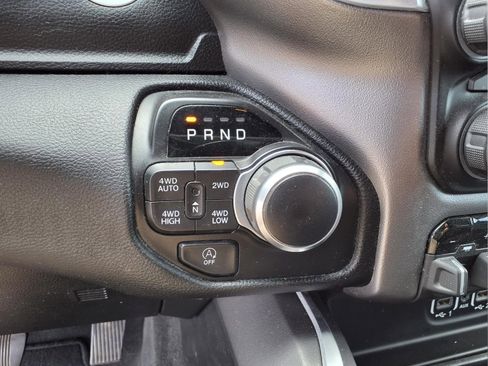 Used 2020 RAM 1500 Big Horn AWD/4WD image 16
