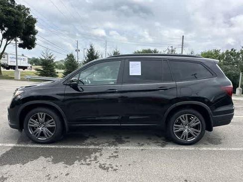 Used 2022 Honda Pilot Sport image 2
