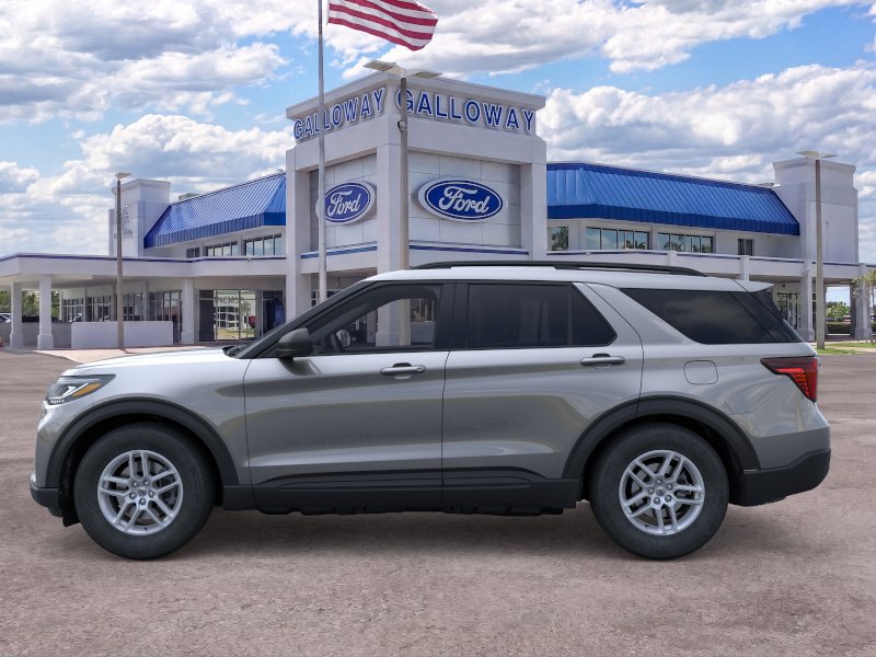 New 2026 Ford Explorer Active w/ Active Comfort Package RWD image 3