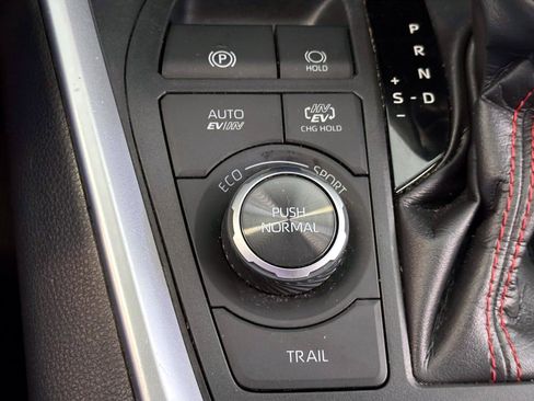 Certified 2024 Toyota RAV4 XSE w/ Weather Package AWD/4WD image 26