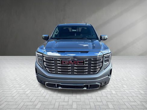 Used 2025 GMC Sierra 1500 Denali image 10