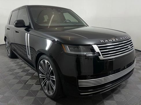 Certified 2025 Land Rover Range Rover SV image 10