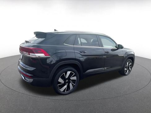 Used 2025 Volkswagen Atlas Cross Sport SE image 15