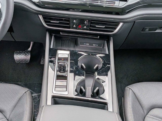 New 2026 Volkswagen Atlas SE FWD image 20