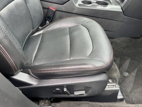 Used 2018 Ford Explorer Sport w/ Ford Safe & Smart Package image 13