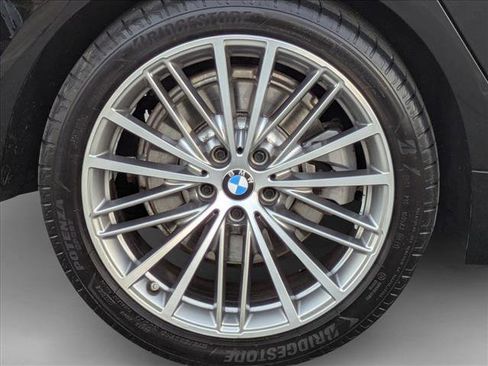 Used 2020 BMW 530e image 24