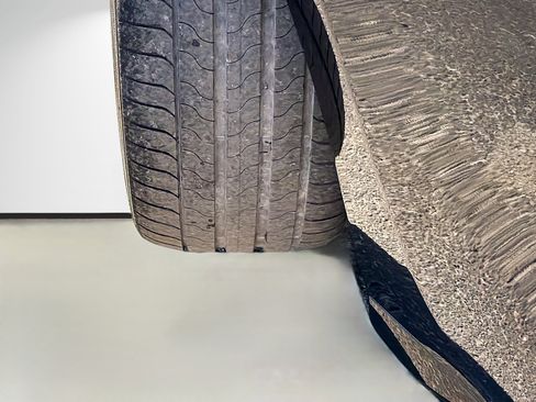 Used 2023 BMW 760i xDrive AWD/4WD image 41