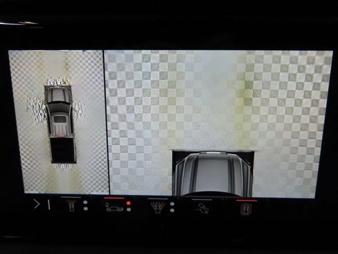 Used 2025 GMC Sierra 1500 Denali Ultimate image 18