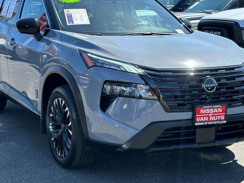 Used 2026 Nissan Rogue Dark Armor AWD/4WD image 10